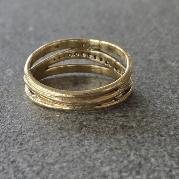 I.Reiss 14K Gold 0.10 ct. tw. Highway Ring, size 7 - Picture 14 of 16